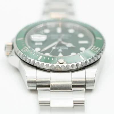Rolex Submariner - 116610LV 