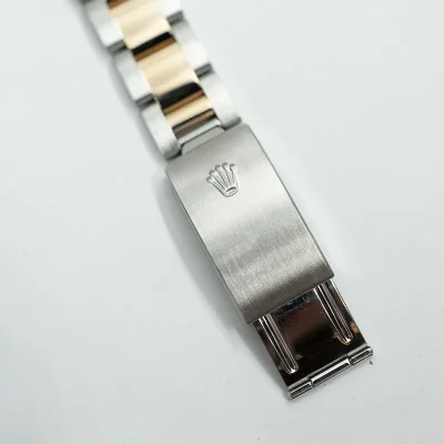 Rolex Oyster Perpetual Date 15223 - 2002