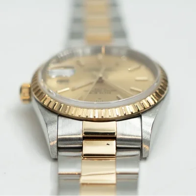 Rolex Oyster Perpetual Date 15223 - 2002