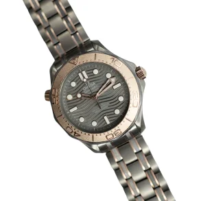 Omega Seamaster 300 Diver Titanium Sedna Gold - 2020