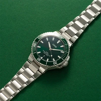 Oris Aquis Herre Gr�nn 44 mm 73377894157MB