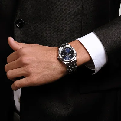 MAURICE LACROIX AIKON AI1108-SS00F-430-C