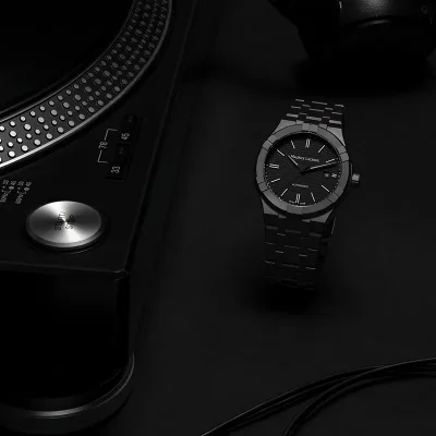 MAURICE LACROIX AIKON AI6008-CRM22-330-2