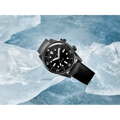 BALTIC WATCHES - AQUASCAPHE DUAL CROWN BLACK - RUBBER BLACK