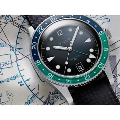 BALTIC WATCHES - AQUASCAPHE GMT GREEN - RUBBER BLACK
