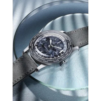 Heures du Monde - Worldtimer -Labradorite - Pressed StrapHeather Grey