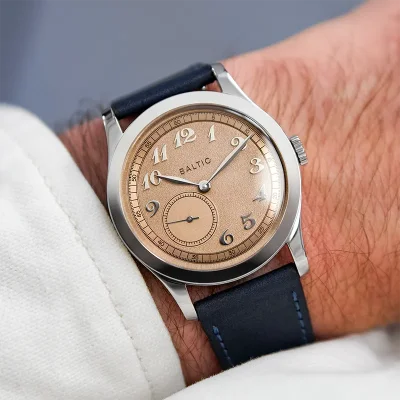 MR CLASSIC - SALMON - STITCHED NAVY BLUE